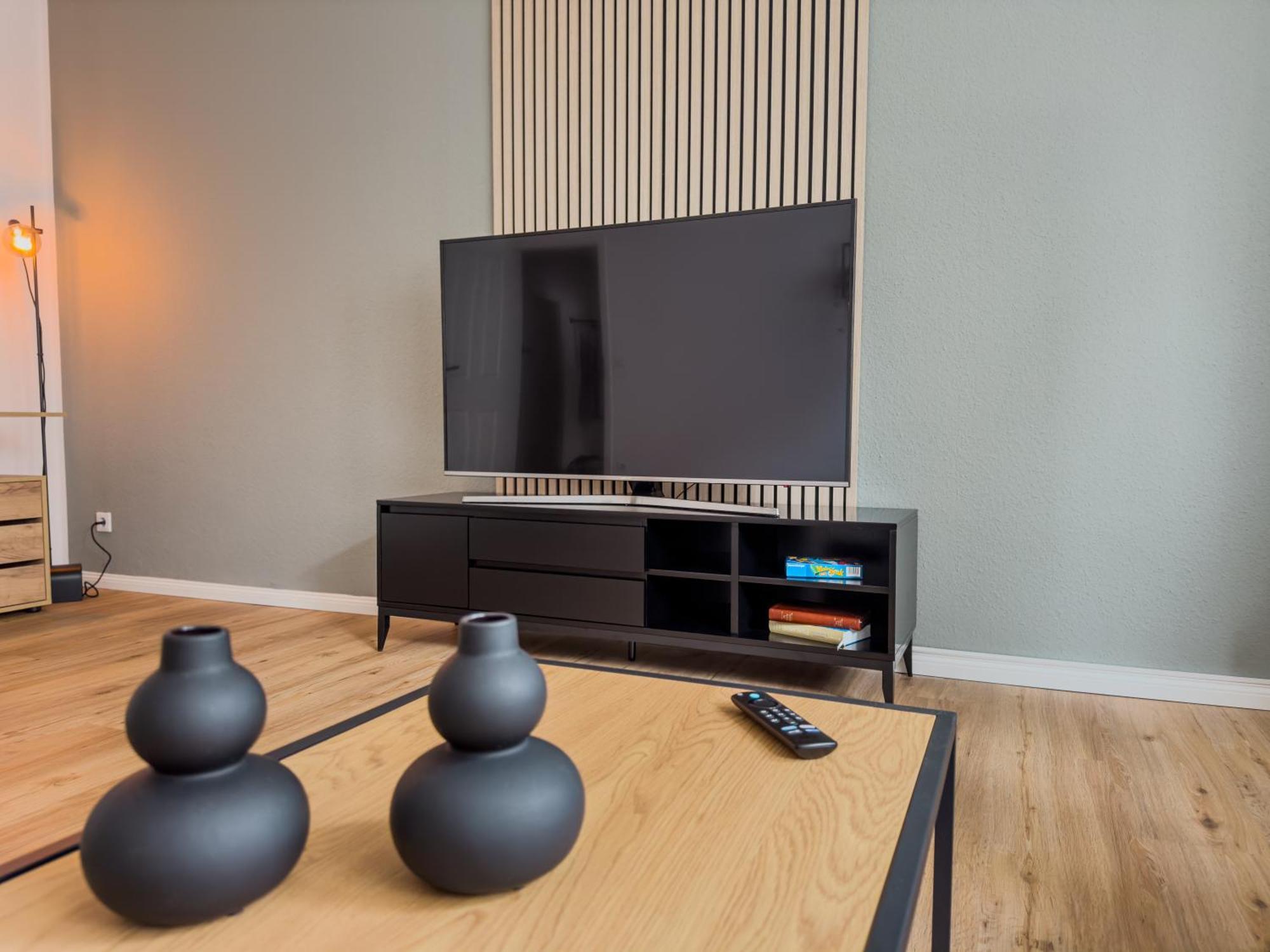 Homelystays Stilvolles Apartment An Der Kirche Lemfoerde ภายนอก รูปภาพ