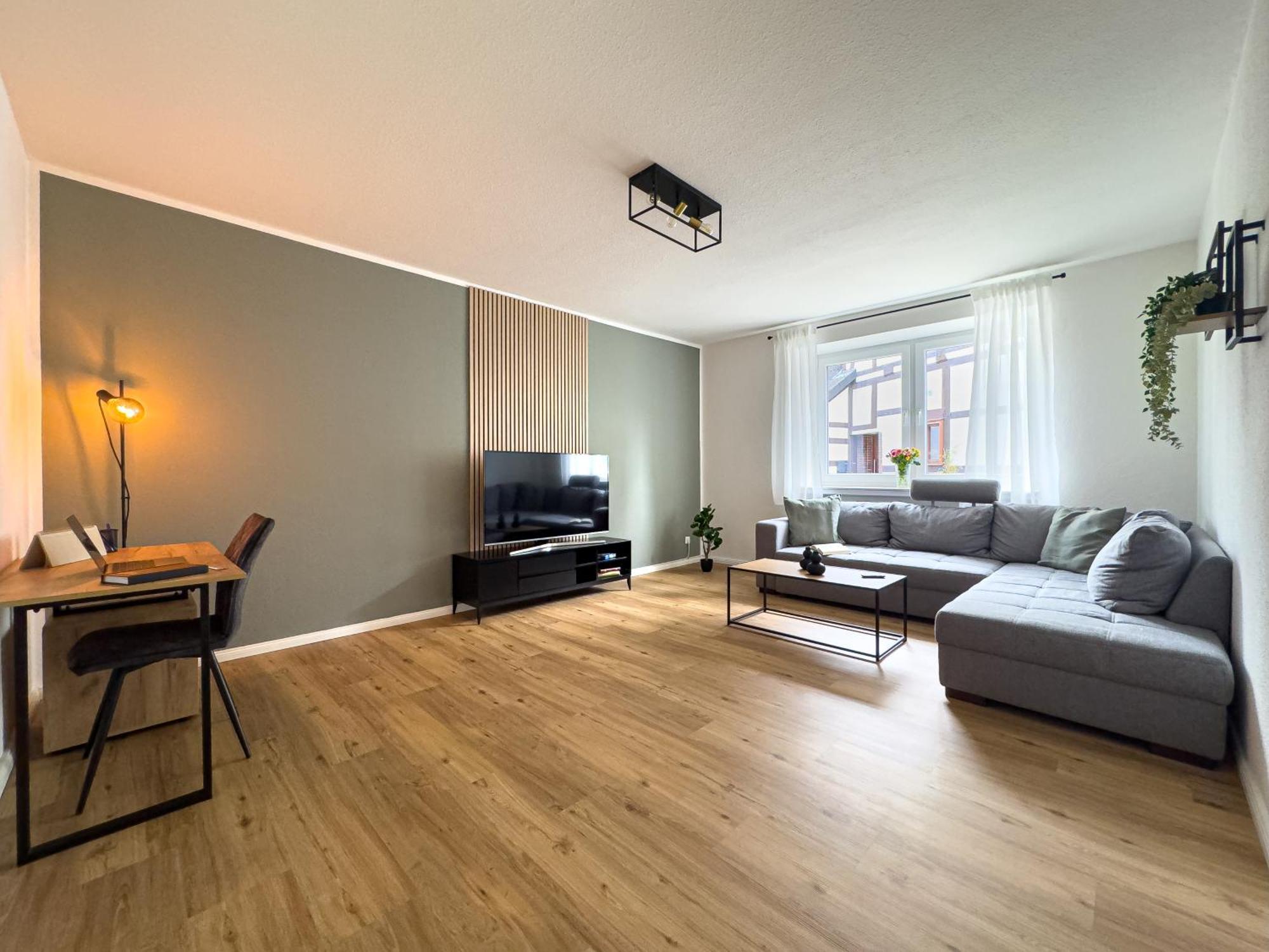 Homelystays Stilvolles Apartment An Der Kirche Lemfoerde ภายนอก รูปภาพ
